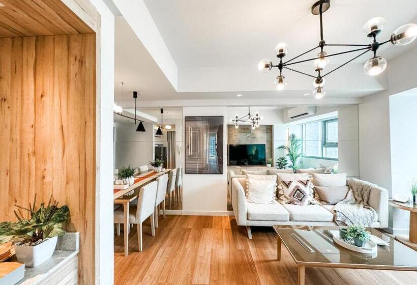 Апартаменты 2 Спальни, Vibrant Oasis With The Best View + Fast Wifi