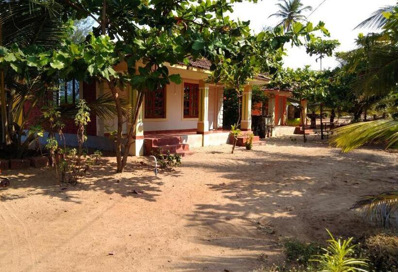Quarto Estandar, Aditya Beach Resort