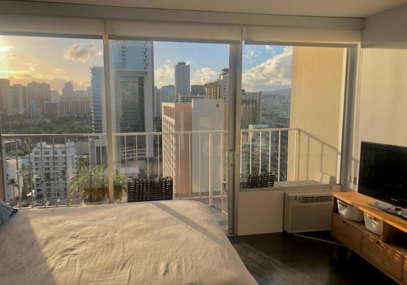 Студия Deluxe, Marine Surf Waikiki