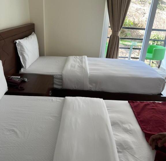 اتاق استاندارد با بالکن, Nagarkot Resort Pvt. Ltd