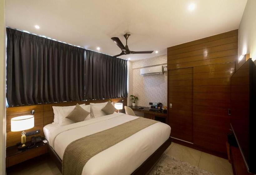 Номер Deluxe, Royal Ace Boutique Hotel   Manyata Techpark