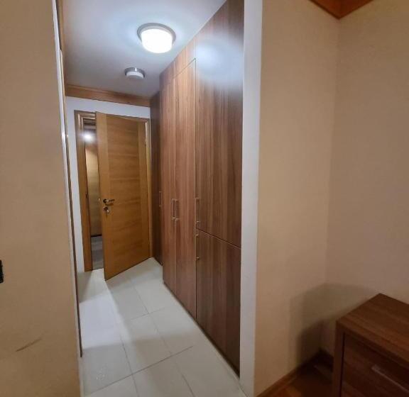 اتاق راحتی سه تخته, Apartmani Vinv Jahorina U Sklopu Aparthotela Vucko Privatni Apartmani