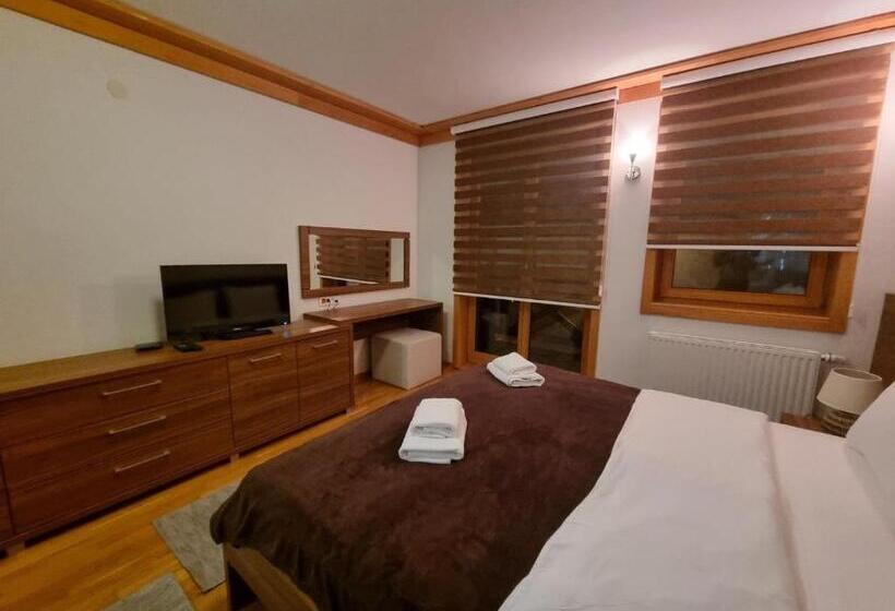 اتاق راحتی سه تخته, Apartmani Vinv Jahorina U Sklopu Aparthotela Vucko Privatni Apartmani