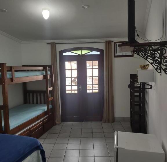 חדר משפחתי, Pousada Caravelas   Centro De Paraty