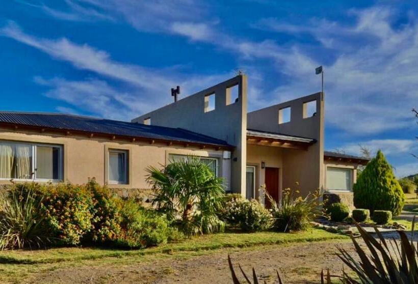 Семейное Бунгало, Las Calandrias De Tandil, Casa Rural