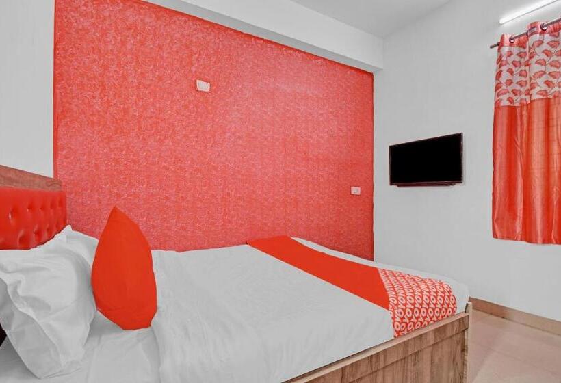 Трехместный Номер Классика, Oyo Flagship Jamtha Hotel Guest House