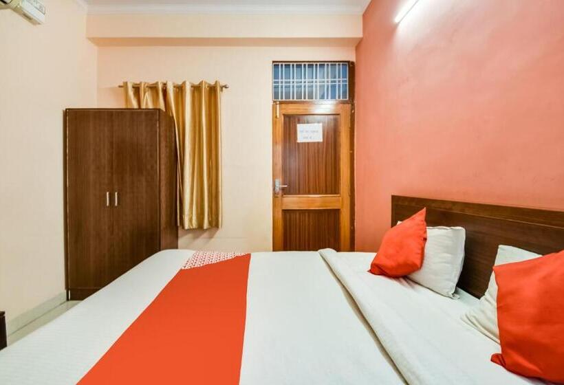 اتاق کلاسیک سه تخته, Oyo Flagship Hotel Ganesham