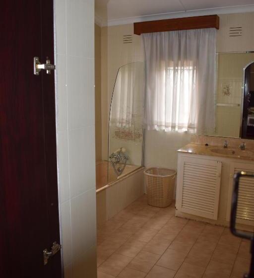 Апартаменты 1 Спальня, Clycherco Self Catering