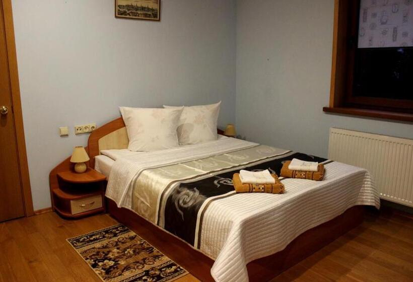سوئیت 2 خوابه, Vidų Guest House