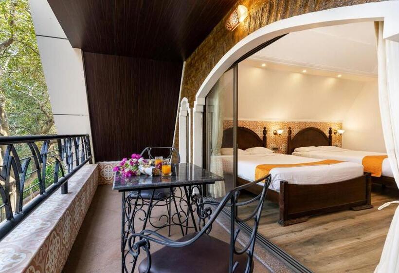 Номер Стандарт с Балконом, Valley View Grand Resort, Panhala   Premium Resort Hotel In Panhala