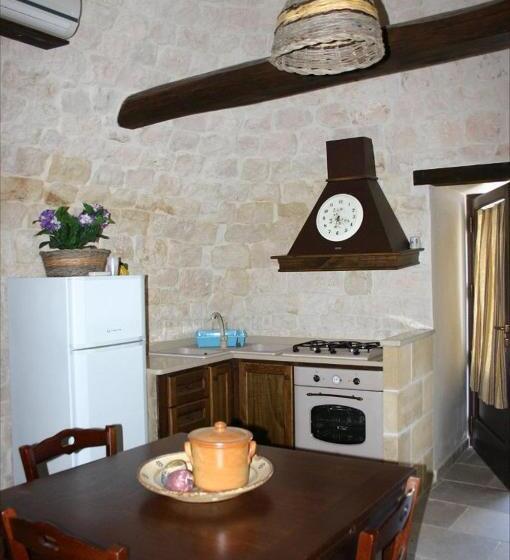 اتاق لوکس چهار تخته, B&b Masseria Nardelli