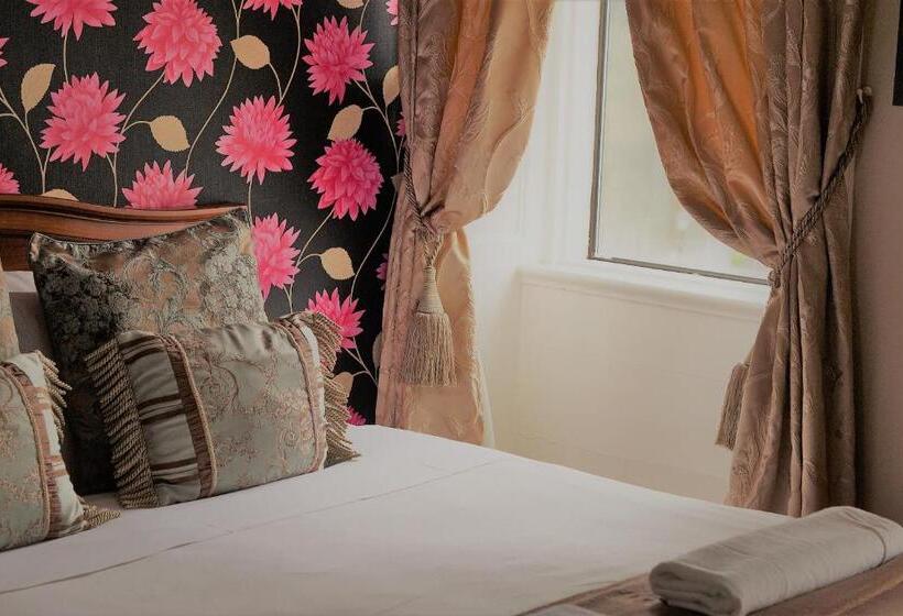 اتاق لوکس با چشم‌انداز, The Waterfront Townhouse Accommodation