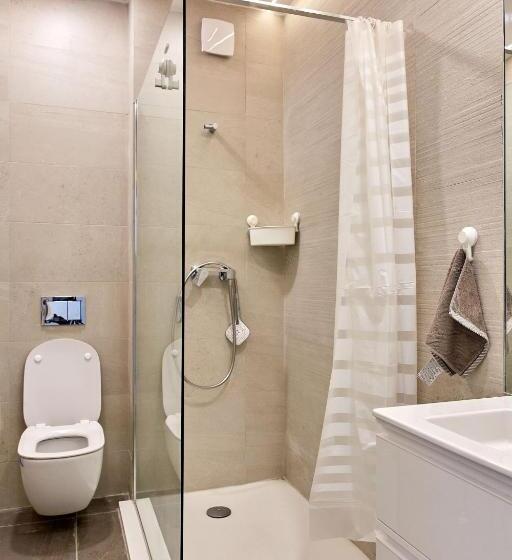 استودیوی استاندارد, Studio Bel Air Lotus