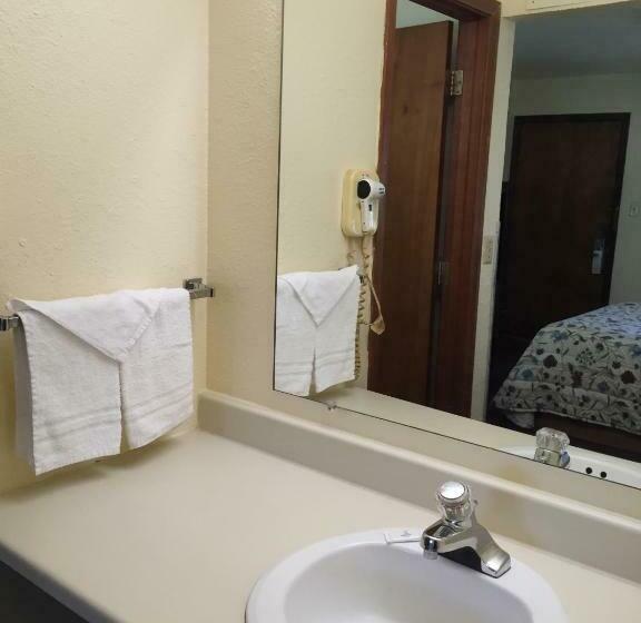 Quarto Estandar, Budget Inn