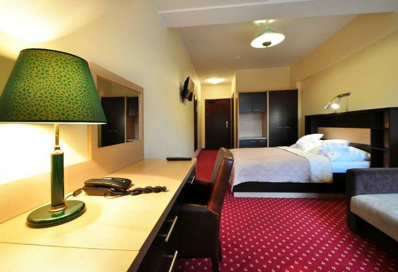 Quarto Estandar, Continental