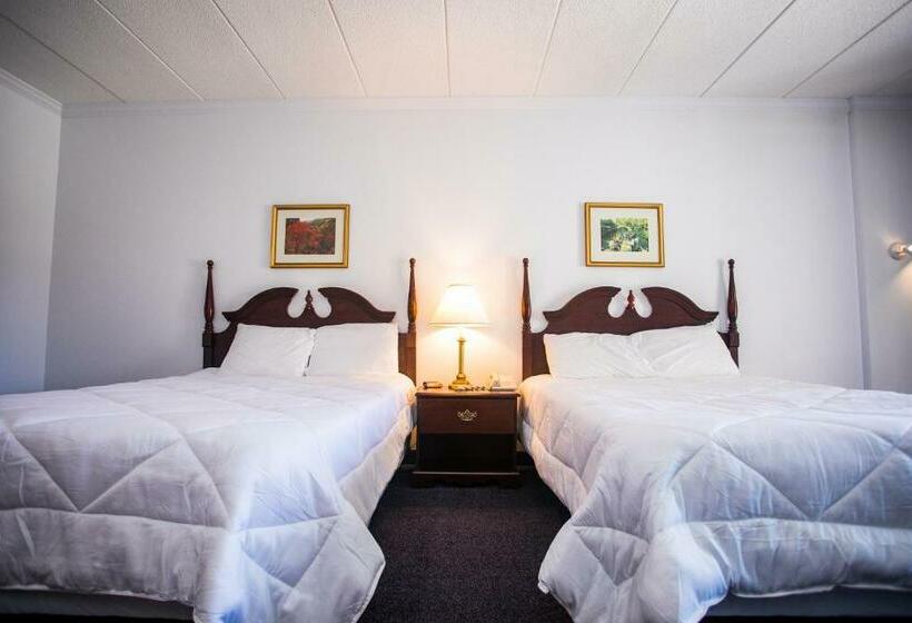Люкс Вид на Бассейн, Staybridge Suites Rehoboth Beach, An Ihg