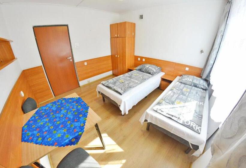 اتاق استاندارد, Twój Hostel Ruda śląska