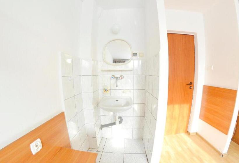 اتاق استاندارد, Twój Hostel Ruda śląska