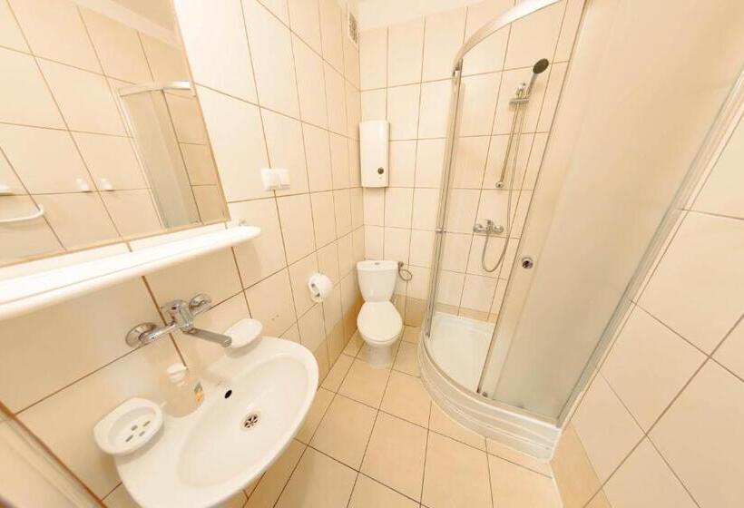 اتاق استاندارد سه نفره, Twój Hostel Ruda śląska