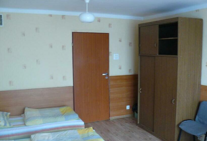 اتاق استاندارد چهار تخته, Twój Hostel Ruda śląska