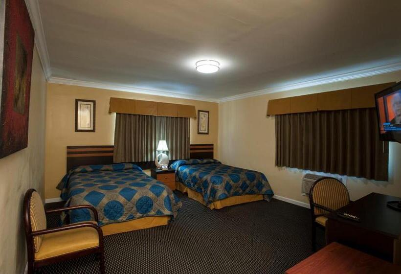Номер Стандарт 2 Двуспальные Кровати, King Motel   Miami