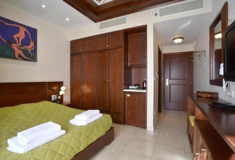 Трехместный Номер Deluxe, Alexander Mountain Resort