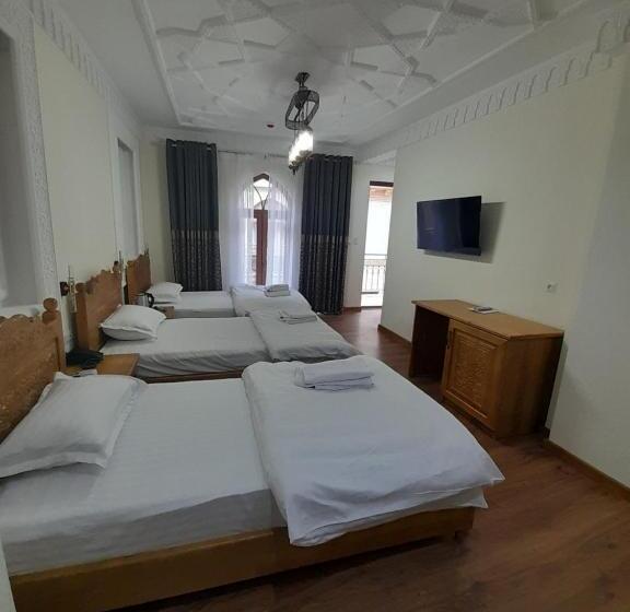اتاق استاندارد سه نفره, Amina Hotel Boutique
