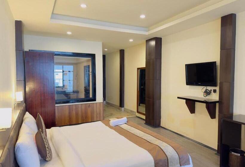 اتاق استاندارد با تخت بزرگ, Staynest Gangtok 100 Meter From Mall Road