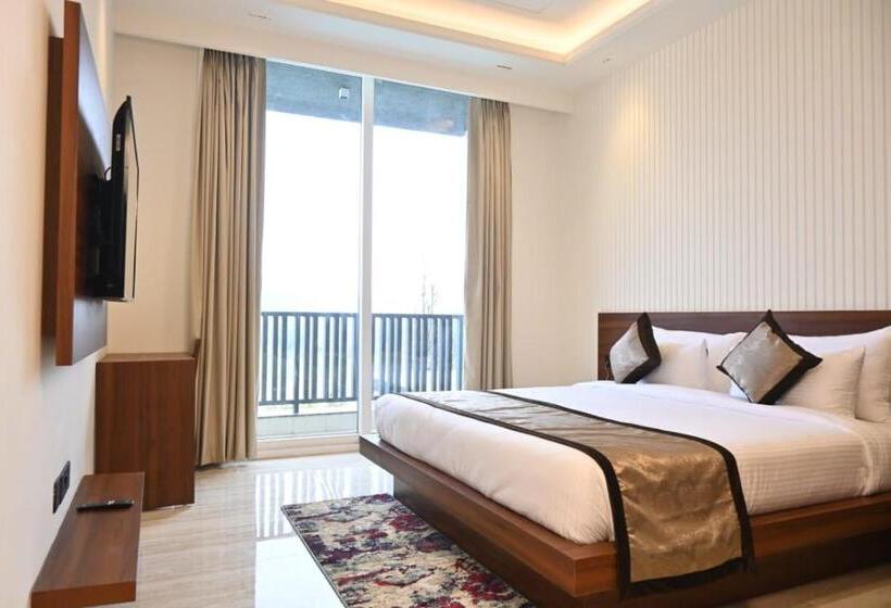Номер Стандарт Вид на Бассейн, Baantalai Hotel And Resort