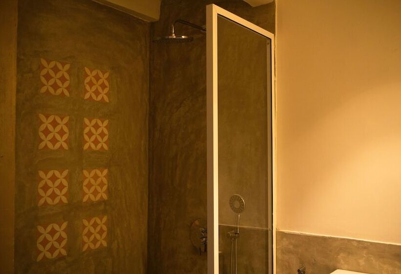 Номер Deluxe, Neevana Hotel Hikkaduwa