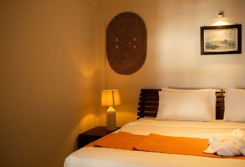Номер Deluxe, Neevana Hotel Hikkaduwa