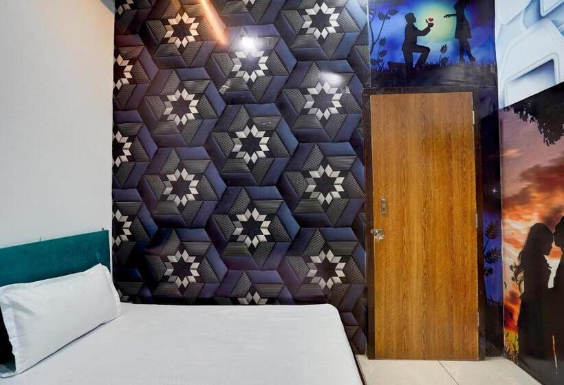 Трехместный Номер Классика, Oyo 82171 The Love Bird Hotel & Cafe