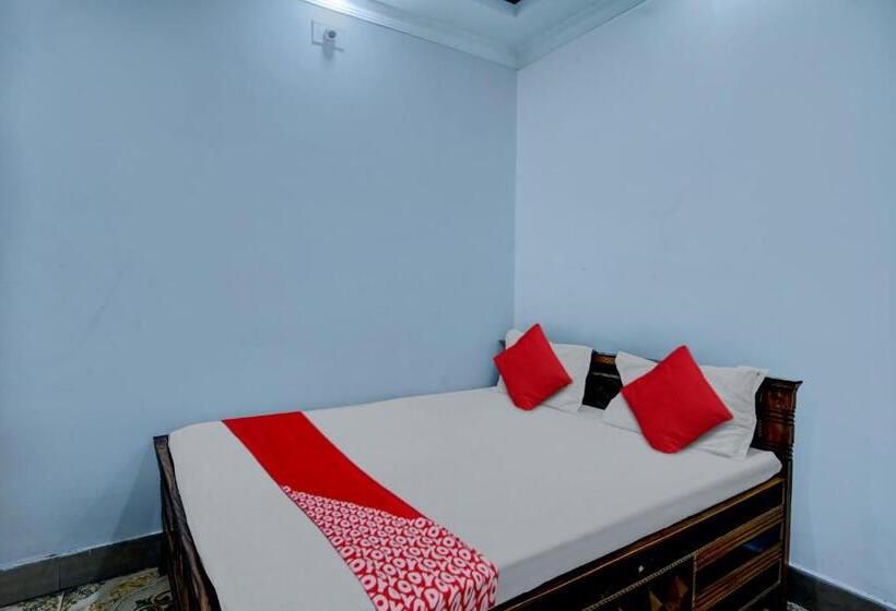 اتاق کلاسیک سه تخته, Sourya Residency