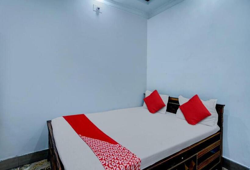 اتاق کلاسیک سه تخته, Sourya Residency