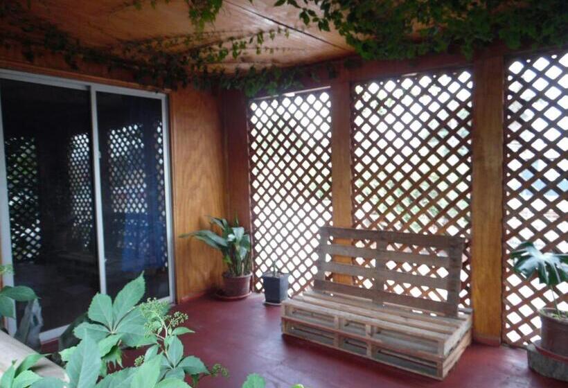 اتاق استاندارد با بالکن, Molino Rojo Hostel