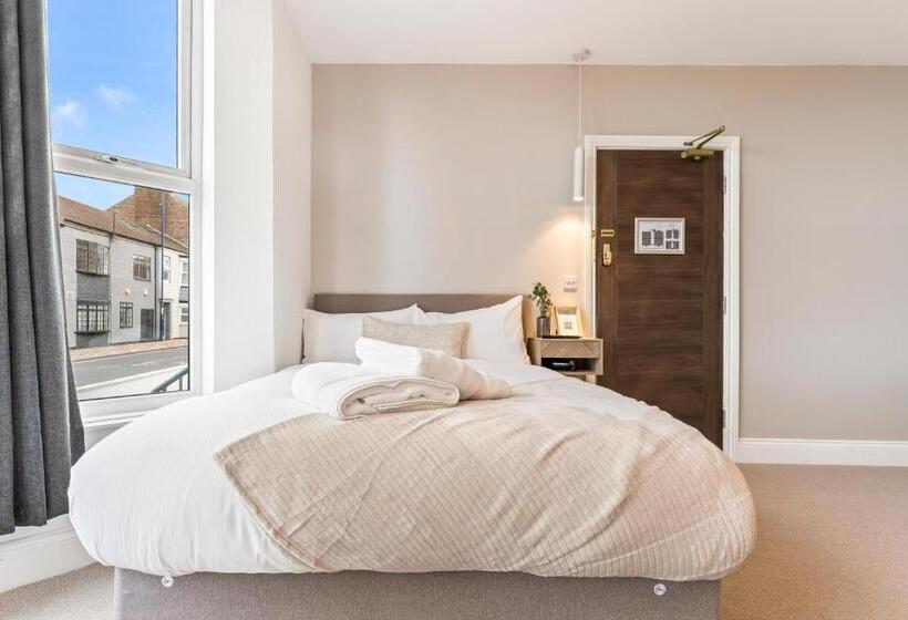 Апартаменты 1 Спальня Вид на Море, Bowles Hotels