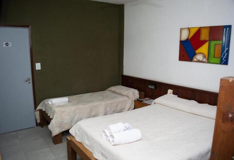 패밀리 룸, Claro De Luna Hotel Centro