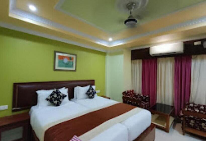 غرفة ديلوكس, Gokul Plaza,bhubaneswar