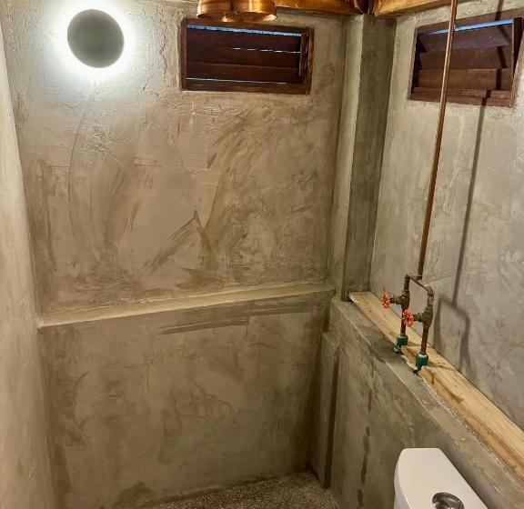 اتاق لوکس با بالکن و چشم‌انداز دریا, Casa Monika Penthouse Room