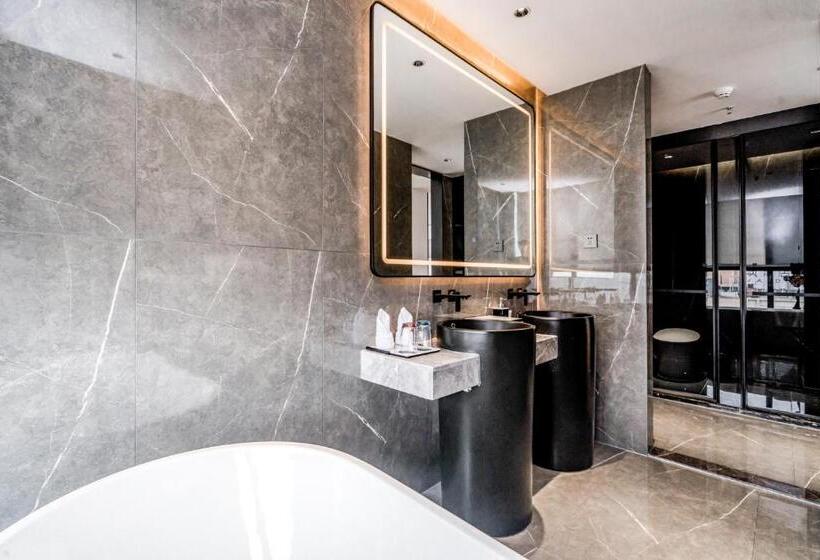 سوییت, Yunmu Hotel Luzhou
