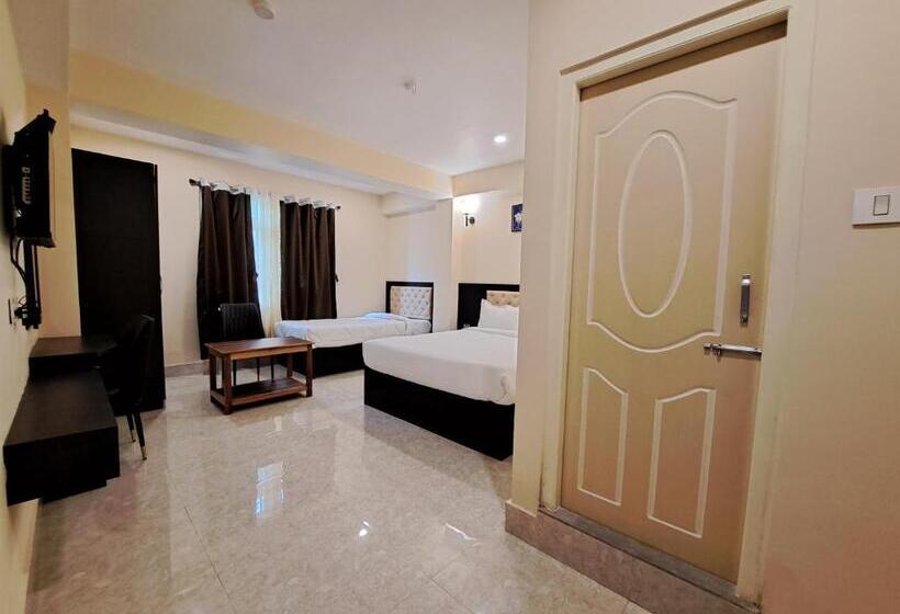 Четырехместный Номер Стандарт, Snow White Retreat Hotel And Restaurant