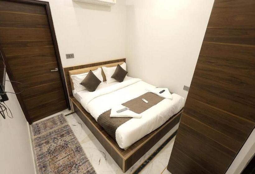 Номер Стандарт, Fabhotel Pearl Square