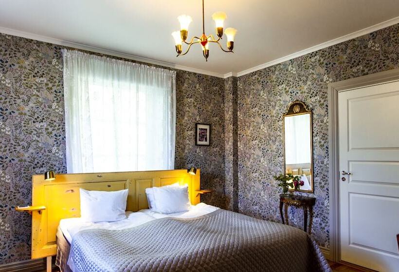 Quarto Estandar, L Park