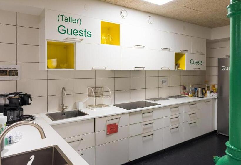 Номер Economy с общей ванной комнатой, Winstrup Hostel