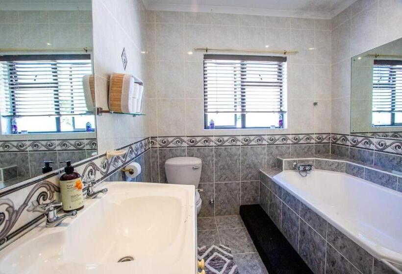 Номер Стандарт, Suikerbos Guesthouse