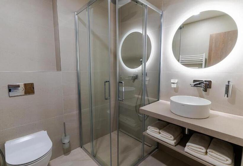 اتاق استاندارد با چشم‌انداز کوهستان, Spa & Wellness Hotel Fitak
