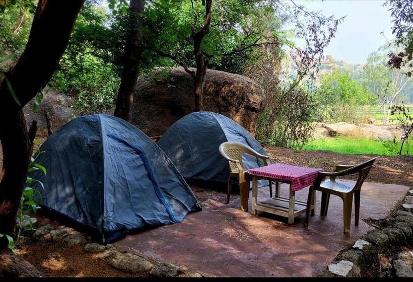 چادر با خدمات رفاهی استاندارد, Gowri Nature Farm Stay