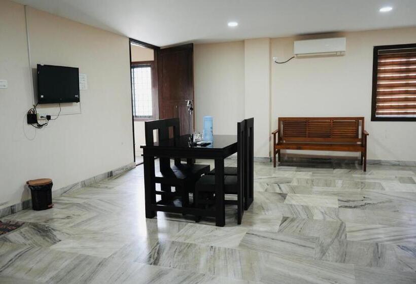 Семейный Номер, Kalanad Residency
