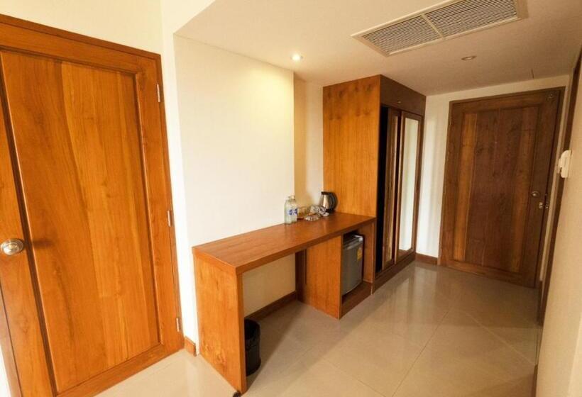 Номер Superior Кровать Кинг, Welcome Hotel Beach Market Jomtien