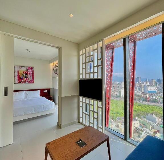 سوییت جونیور با چشم‌انداز دریا, Wink Hotel Tuy Hoa Beach   24hrs Stay & Rooftop Pool Bar